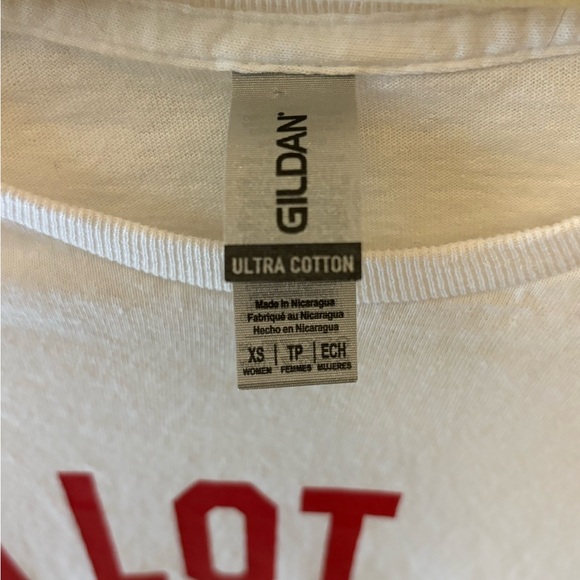 ALOT GOING ON AT THE MOMENT TSHIRT XS so cute 100% Cotton ❤️🖤🤍❤️ - Picture 2 of 3